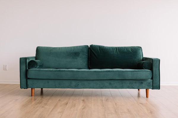 Sectional Sofa vs Sofa and Chairs