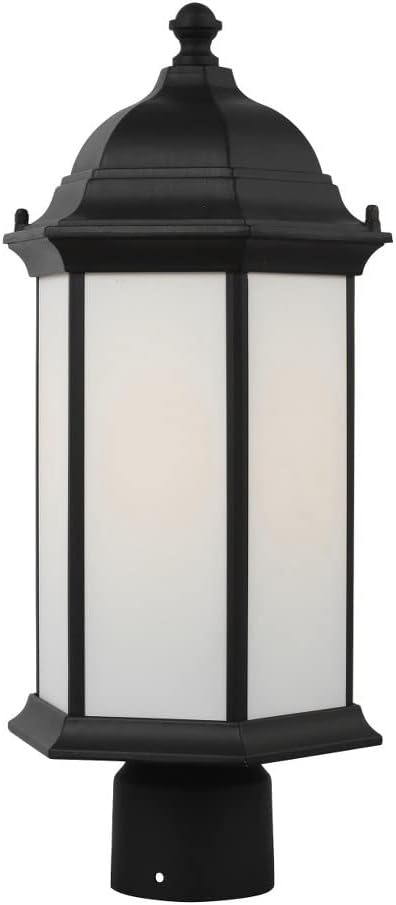 Sevier-1 Light Medium Outdoor Post Lantern in Traditional Style-8.13 Inch wide 17.75 Inch high-Blac
