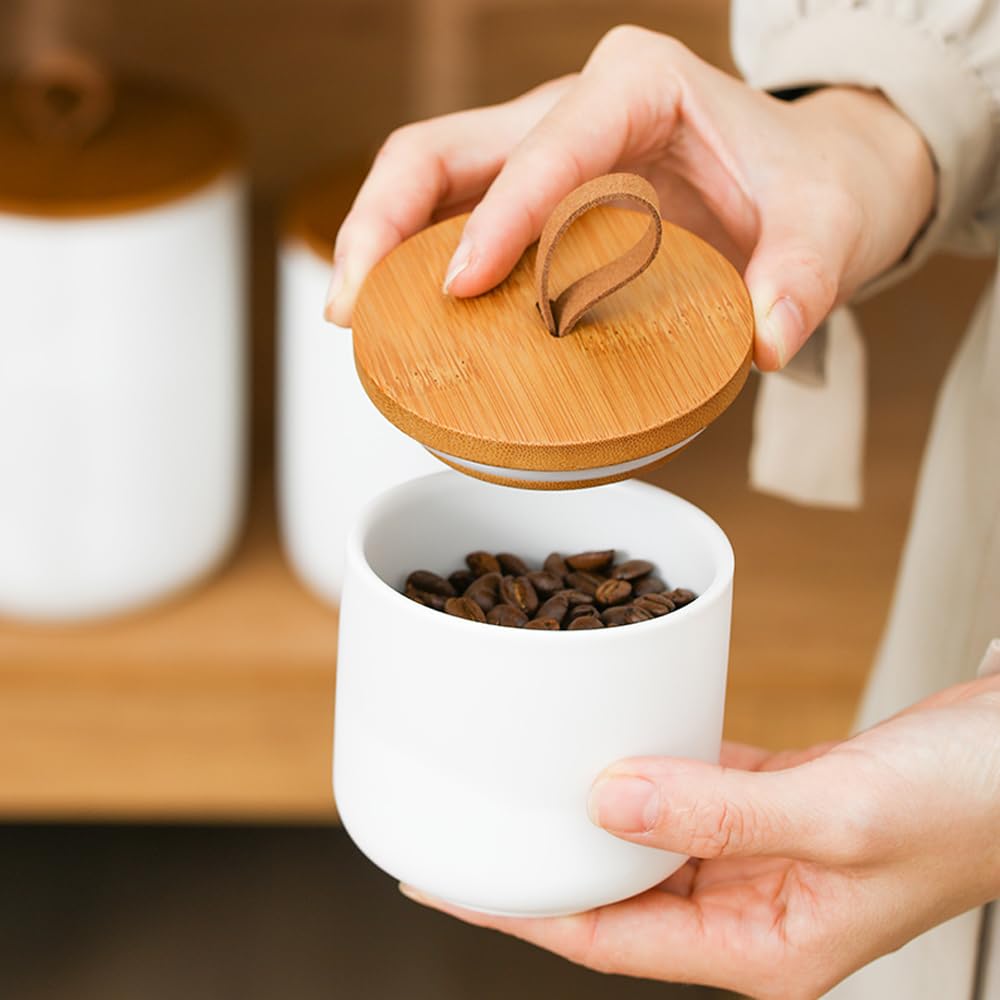 Ceramic Food Storage Jar, Storage Canisters with Airtight Seal Bamboo Lid Modern Design Seal Damp-Proof Kitchen Jar