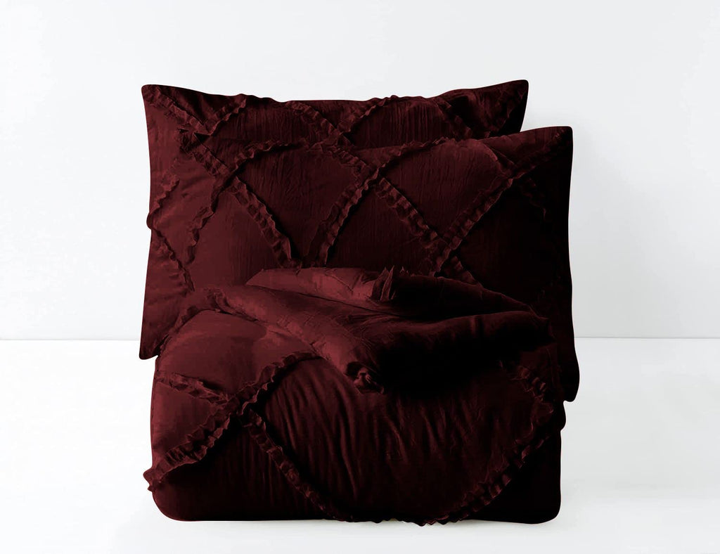 3 Piece Luxury Diamond Ruffle Comforter Set Premium Super Soft 500 GSM All Season Pintuck 1000 Thread Count, 100%