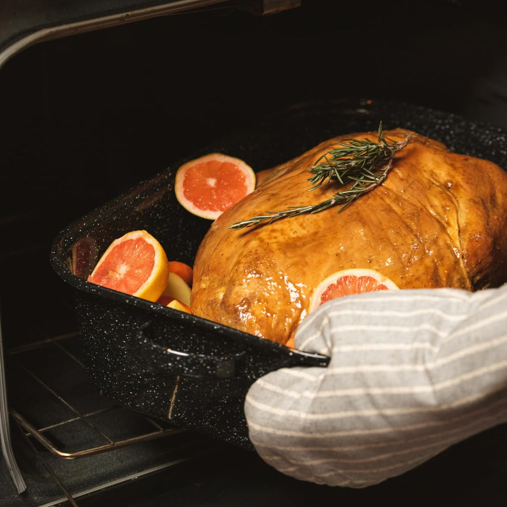 Covered Rectangle Roaster - Enamel on Steel, Speckled Black