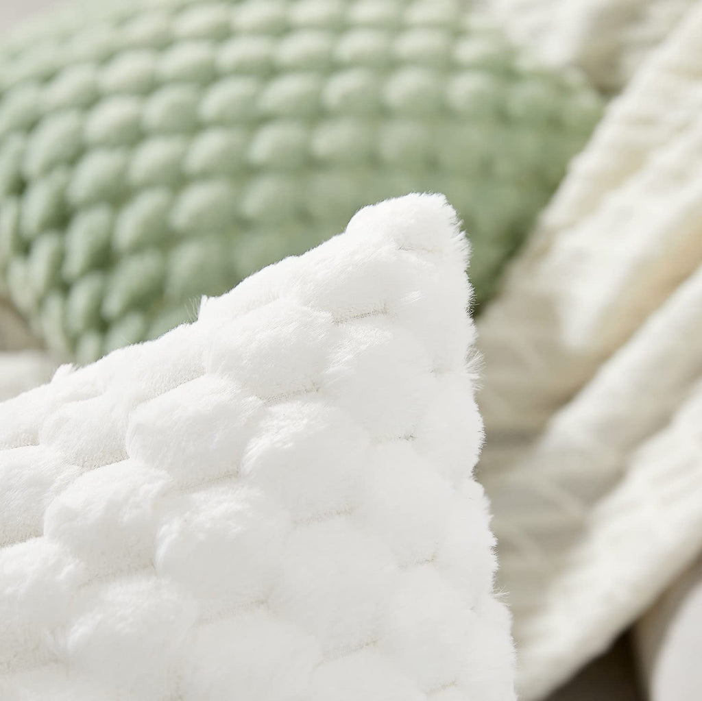 Pack of 2 Super Soft Cozy Decorative Throw Pillow Covers Fuzzy Plush Faux Fur Luxury Cushion Cover Pillowcase for