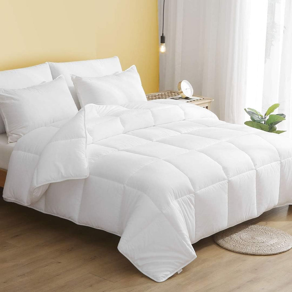 100% Cotton Lightweight Down Alternative Comforter, Queen (88x88)