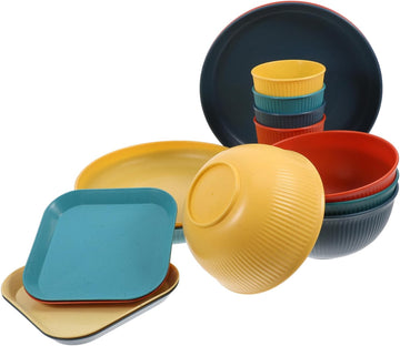 Xmas 16 Piece Square Dinnerware Set, PP Unbreakable Plates and Bowls