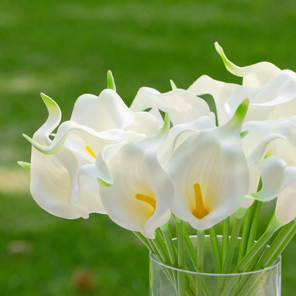 Real Touch Calla Lily Artificial Flowers in Vase, Faux Floral Arrangements with Vase and Fake Water Decor Dining