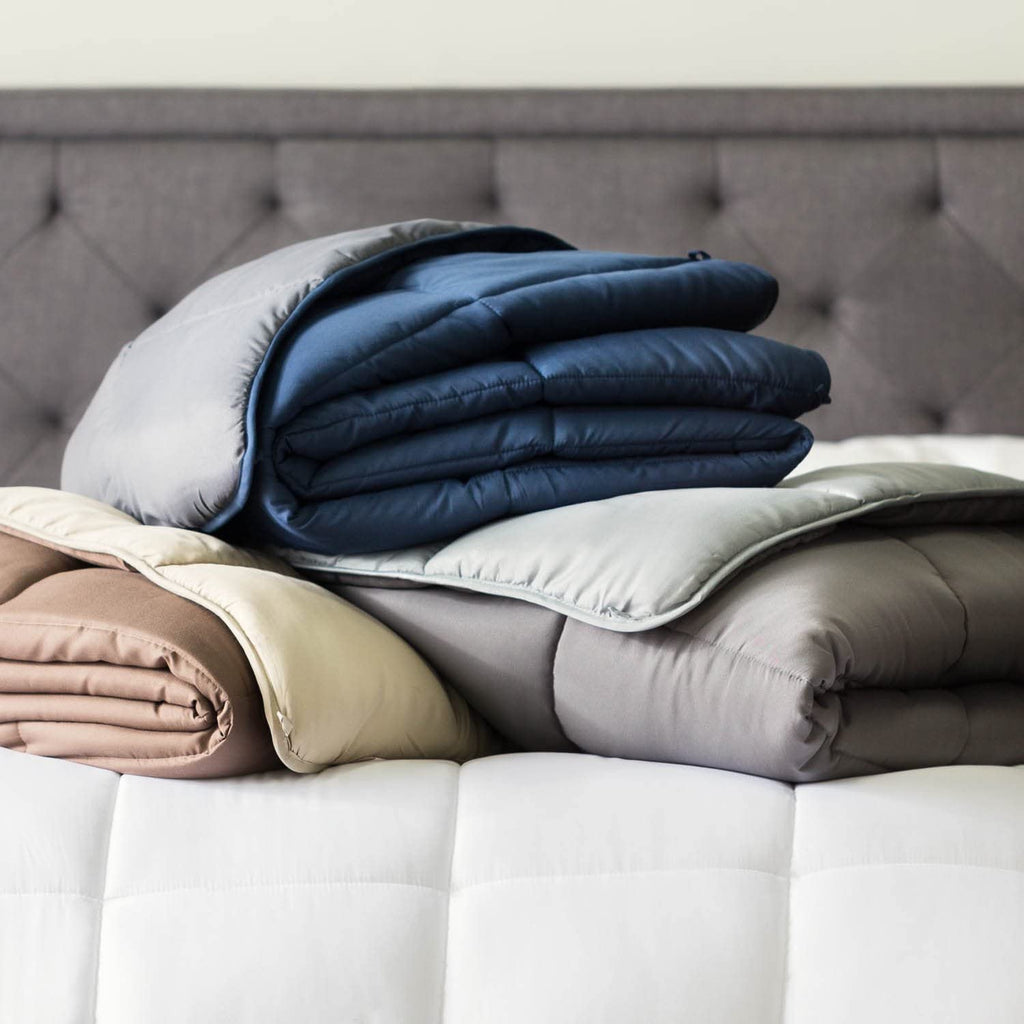 Full/Queen Size 1000 Thread Count | 550 GSM Fiber Fill | Solid Dark Grey Down Alternative 3 Piece Box Design