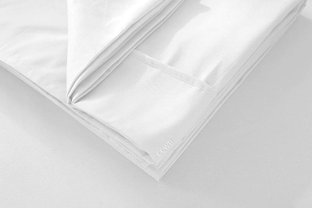 Oversized Pillowcase, 100% Egyptian Cotton, 600 Thread Count, White, Fits Fluffiest Pillows, Perfect for Pancake