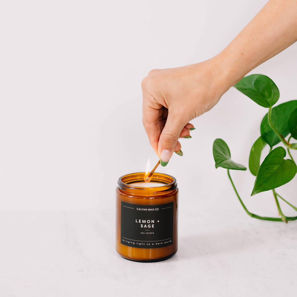 Lavender & Bergamot Scented Candle - 57 Hour Burn