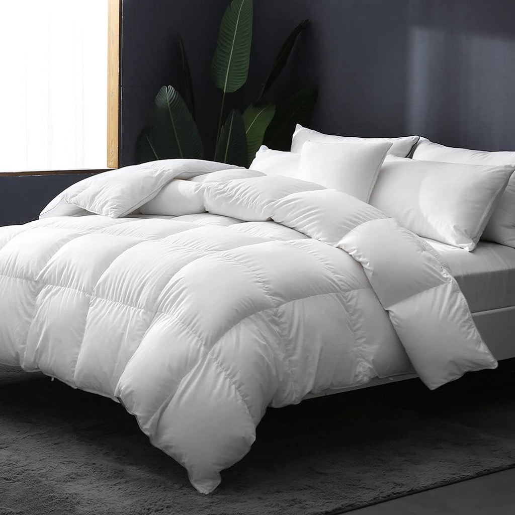 Luxury All Season Down Feather Fibers Comforter Full/Queen Duvet Insert