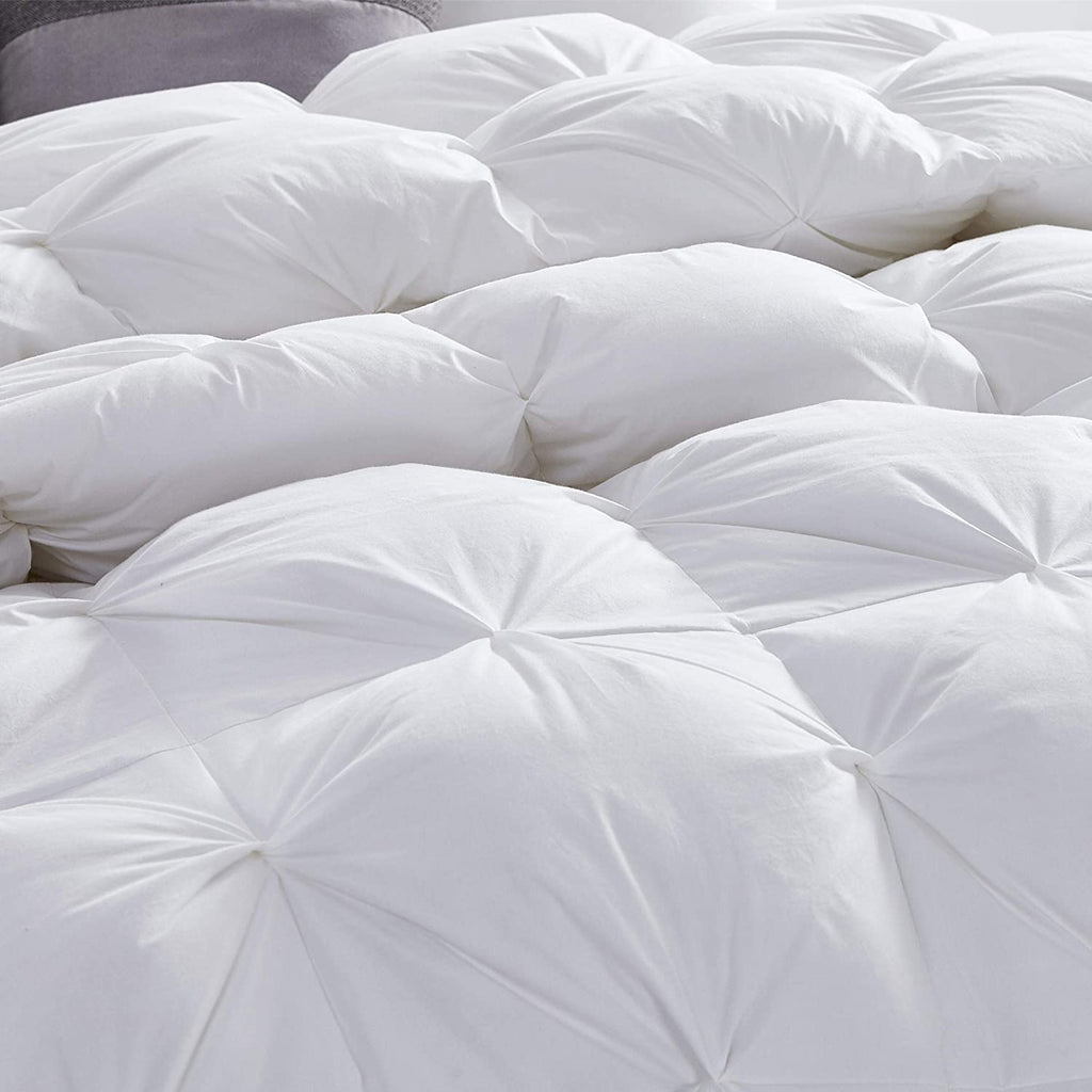 Luxurious Full/Queen Goose Down Comforter, Unique White Pinch Pleat, 600 Thread Count, 100% Egyptian Cotton Cover, 70