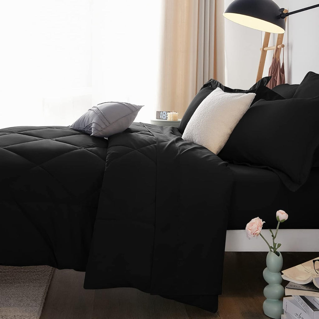 Queen Comforter Set Black - Bed in a Bag Queen 7 Pieces, Luxury Soft Bed Set for All Seasons