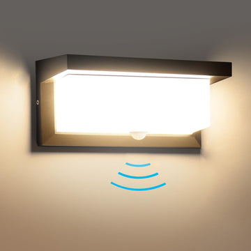 Hardwired 18W LED Motion Sensor Outdoor Lights IP65 Aluminum 110V 3000K