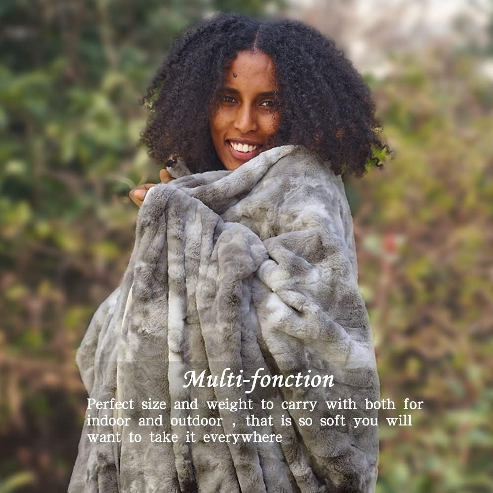 Grey Faux Fur Blanket King Size for Bed, 3D Marble Texture Soft Cozy Fuzzy Plush Thick Warm Blanket, Luxury Christmas