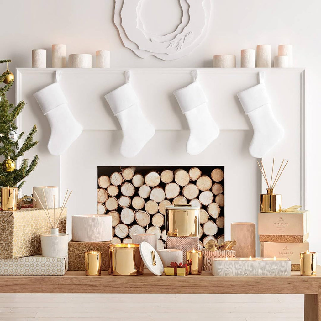 Frasier Fir Reed Diffuser Set - Includes Reeds, Fragrance Oil, and Frosted Glass Bottle - Fragrance Oil Diffuser