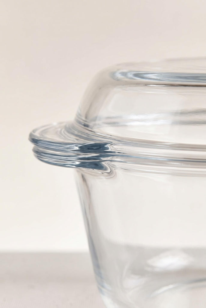 Round Casserole Dish with Lid, 105 oz