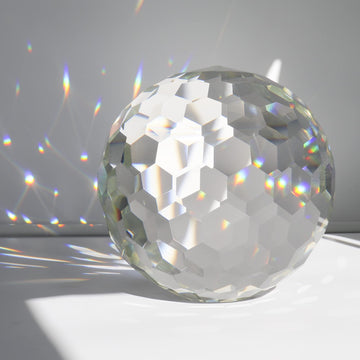 Clear Crystal Suncatcher Ball Prism Glass Sphere Faceted Gazing Ball Window Prisms Suncatcher for Window