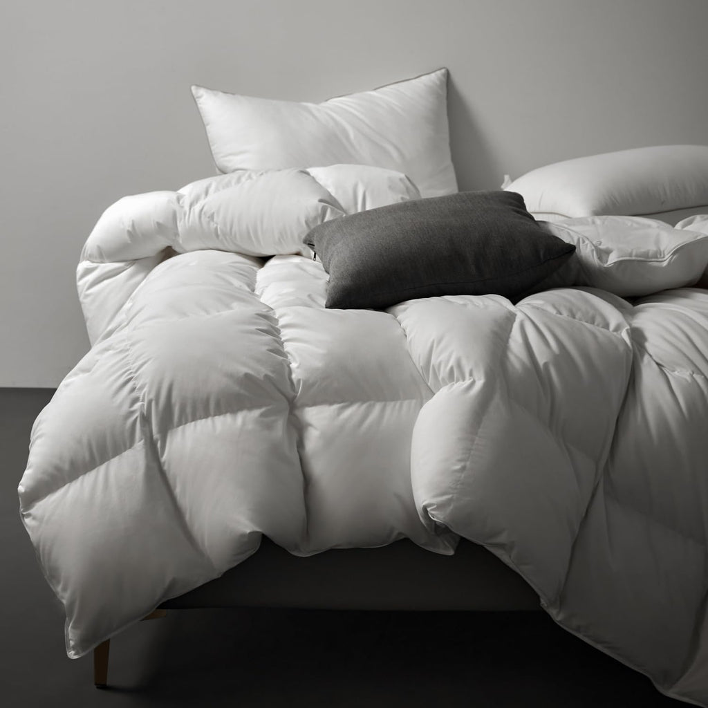 Premium Feathers Down Comforter Oversiezed King Size Insert