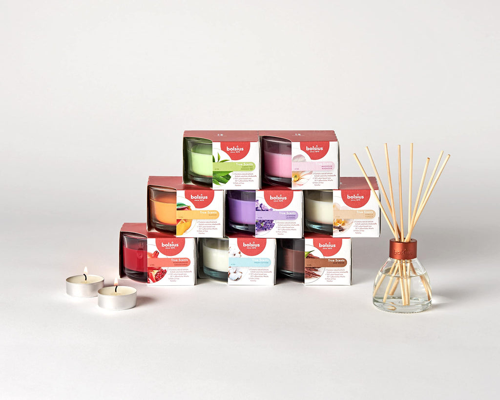 Large Glass Scented Candle Oud Wood, Wax, Brown 101925240470