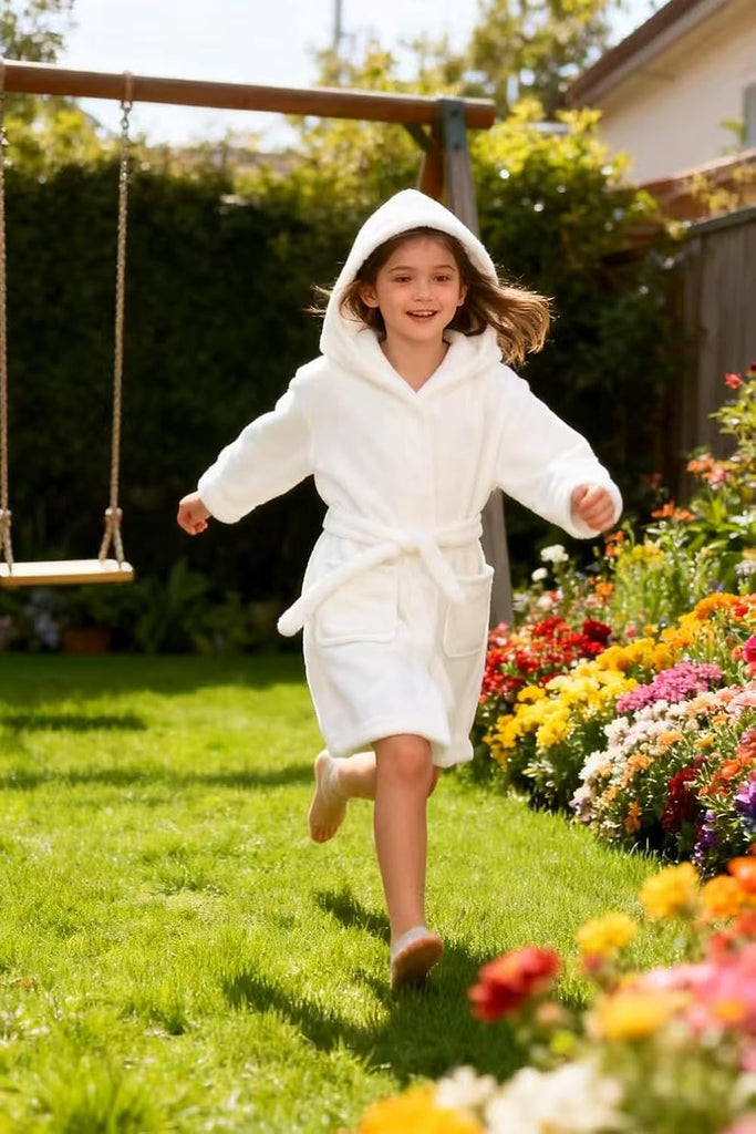Girls Fleece Hooded Robe Warm Sleepwear for Toddler Kids Soft Fuzzy Bathrobe Gifts