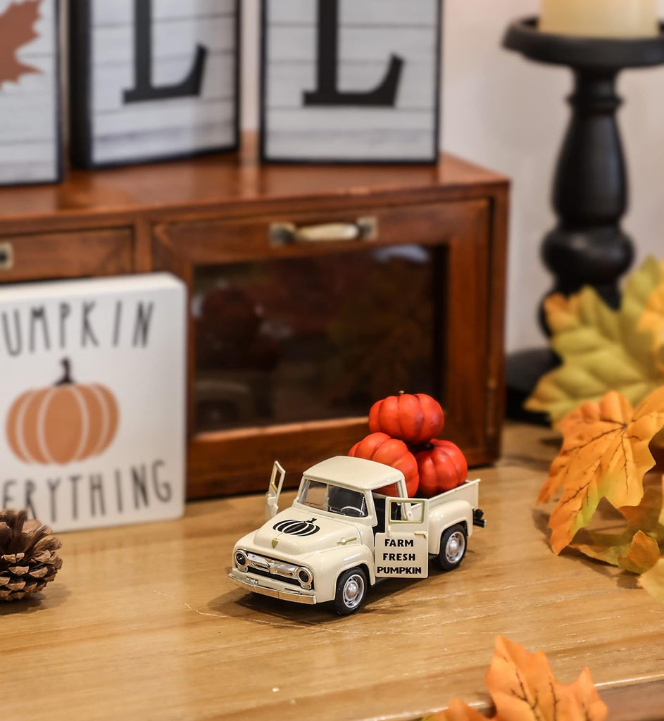 Fall Pumpkin Truck Decor Mini Metal Farm Truck with 3 Pumpkins