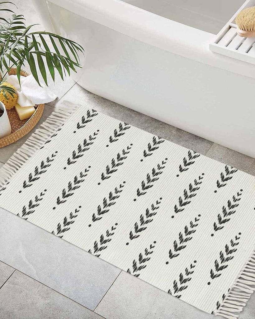 Modern Scandi Botanical Leaves Kitchen Runner Rug Boho Tassel Rugs Floor Carpet, Minimalist Black Leaf on White