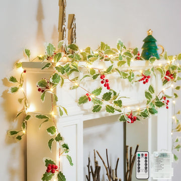 String Light with Red Berries&Holly Leaf Battery Powered Copper Wire