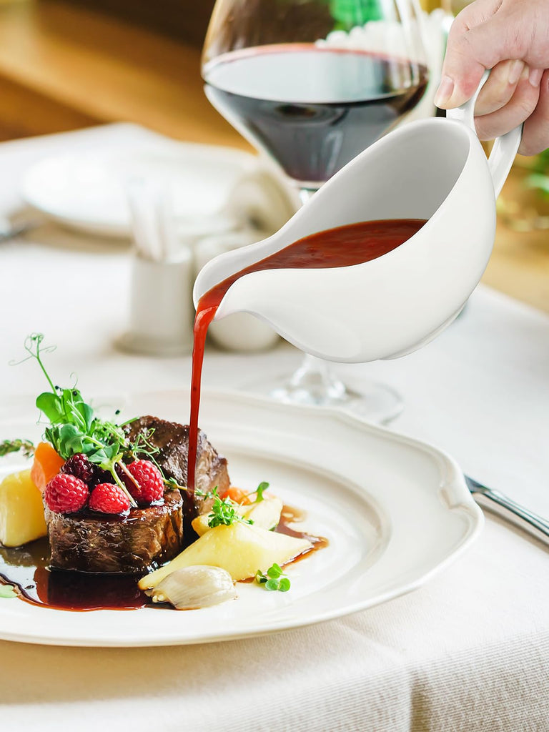 18 oz Ceramic Gravy Boat with Saucer, White Sauce Boat