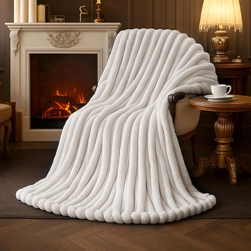 Faux Fur Throw Blanket for Couch, Cozy Fuzzy Fluffy Fur Luxurious Soft Striped Plush Gift Blankets for Family Sofa