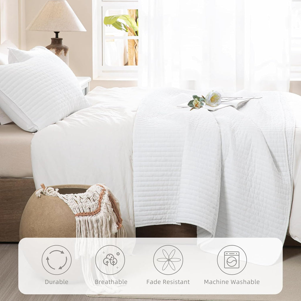 Oversized King Quilt 128x120, White Oversized King Bedspreads Set for Bed, Lightweight & Soft Farmhouse Coverlet All