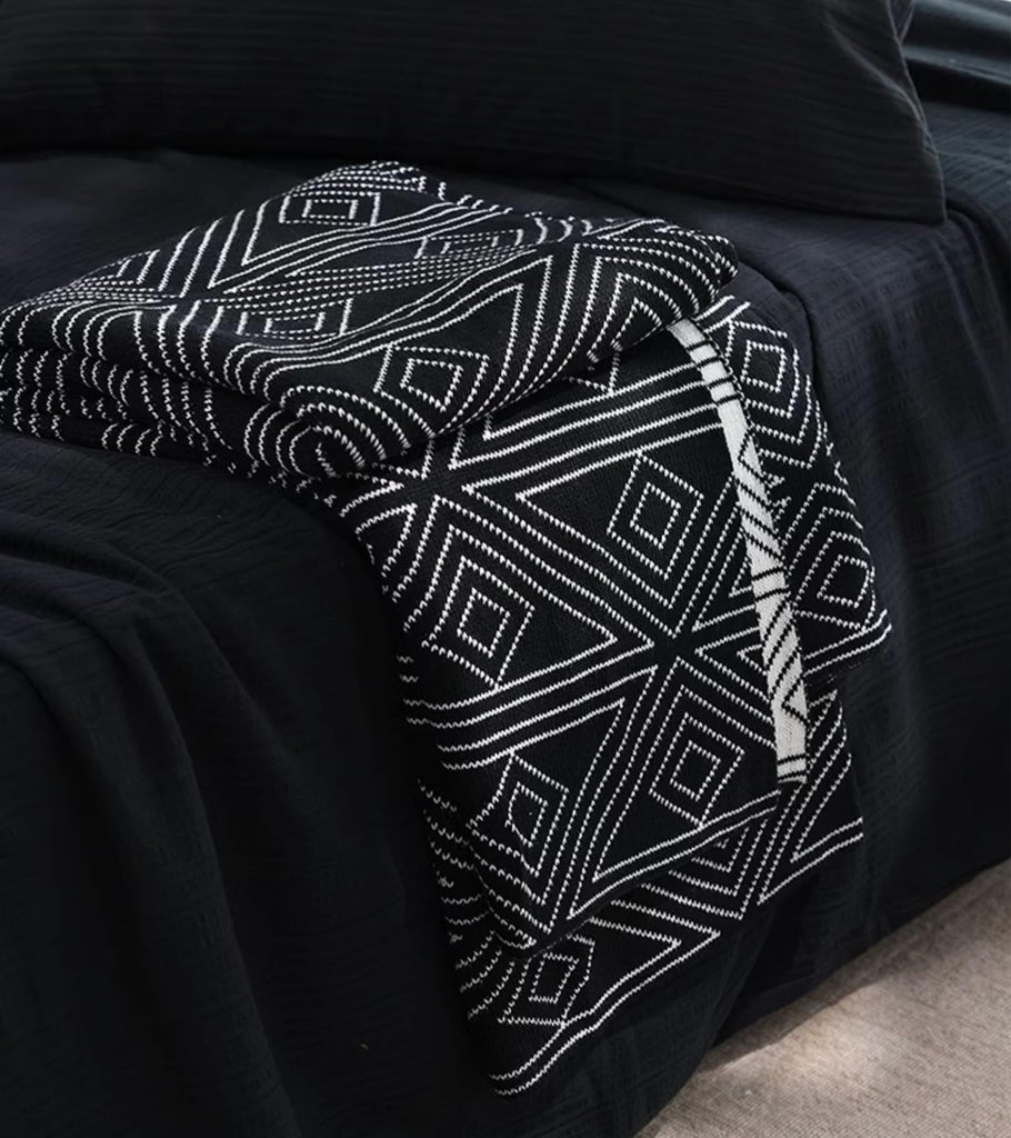 Black and White Throw Blankets Queen Size, Knitted Modern Patterned Throw Blanket, Soft Lightweight Woven Throw