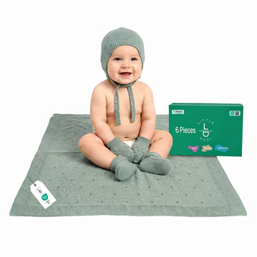 Baby Gift Set, Green - Knit Blanket, Hat, Gloves & Booties