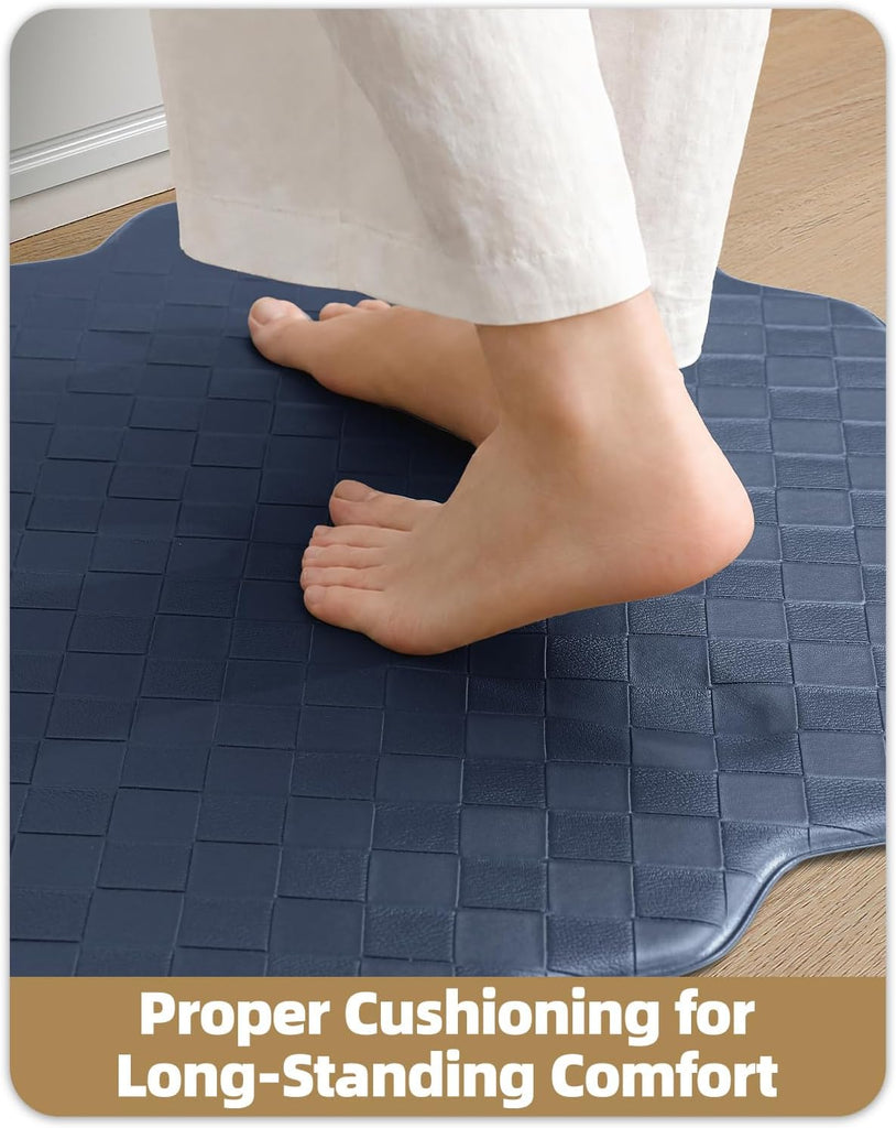 Checkered Kitchen Floor Runner with Scalloped Edges, Blue
