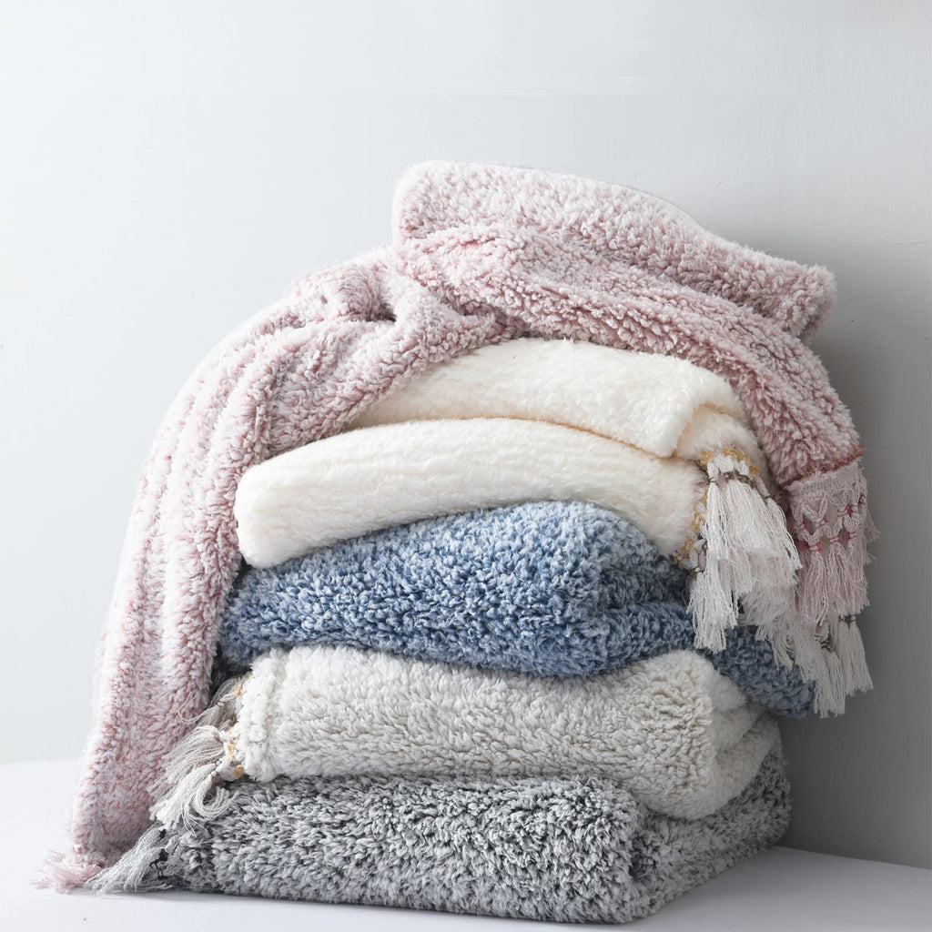 Ultra Soft Fleece Sherpa Blanket Queen Size, Lightweight Cozy Boho Bed Blanket with Decorative Tassel, Pattern