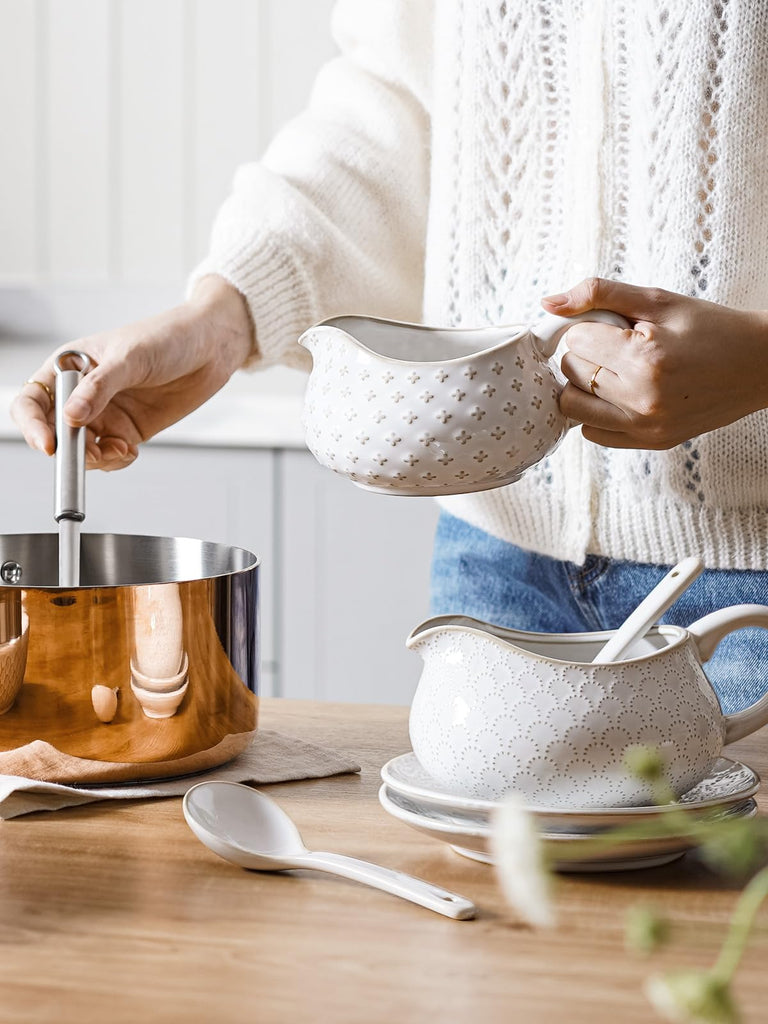 Gravy Boat with Ladle and Saucer Stand 24oz, Ceramic Sauce Boat with Tray for Salad Dressings, Creamer, Broth, Black