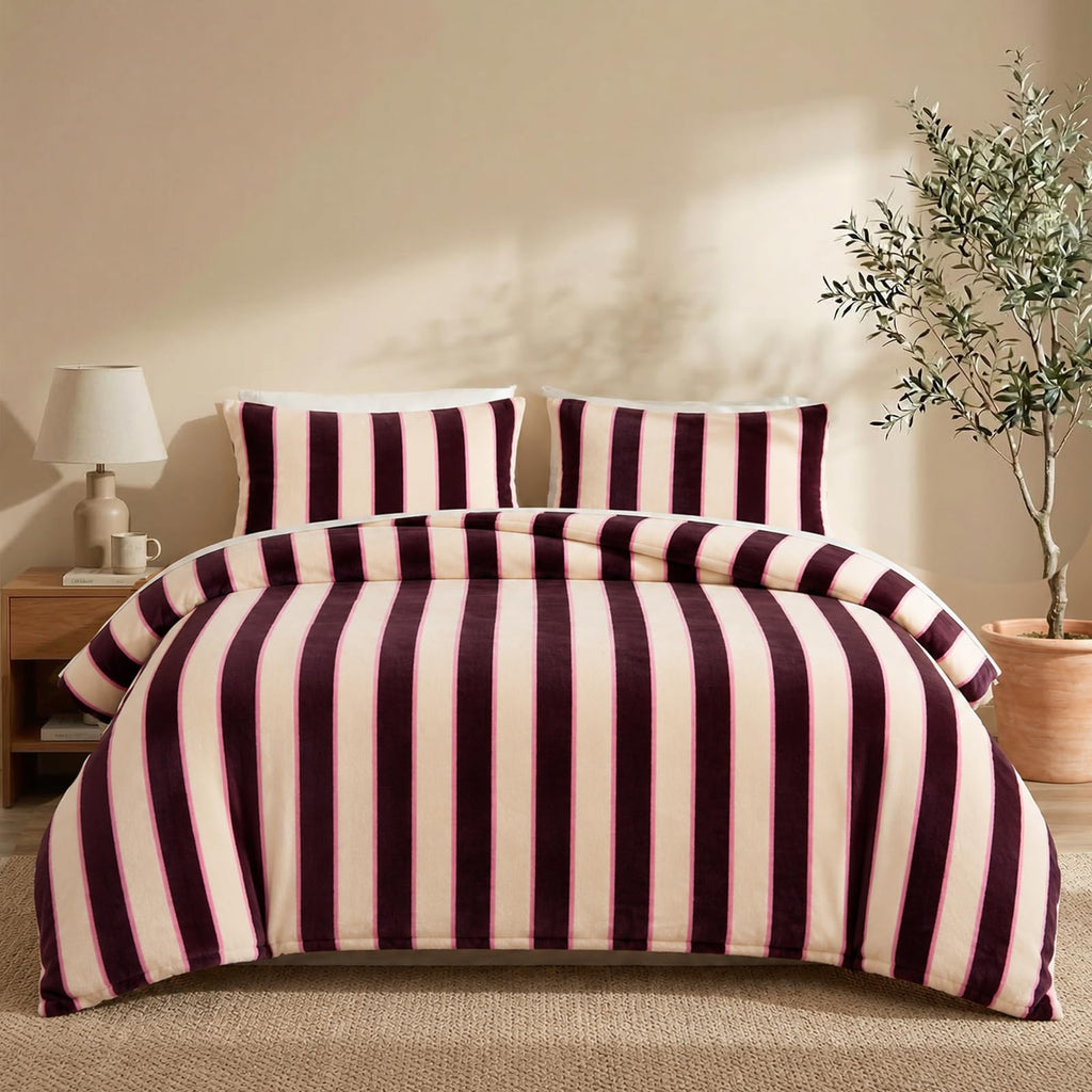 Striped Queen Comforter Set Velvety Fleece Comforter Set Modern Style Striped Beding with 2 Pillowcases Lightweight 3