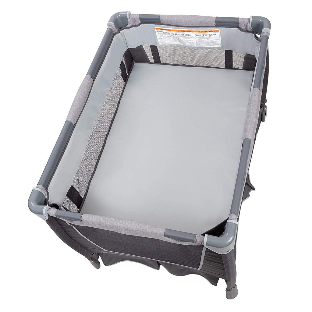 Retreat Nursery Center Playard, Bassinet & Storage, Robin