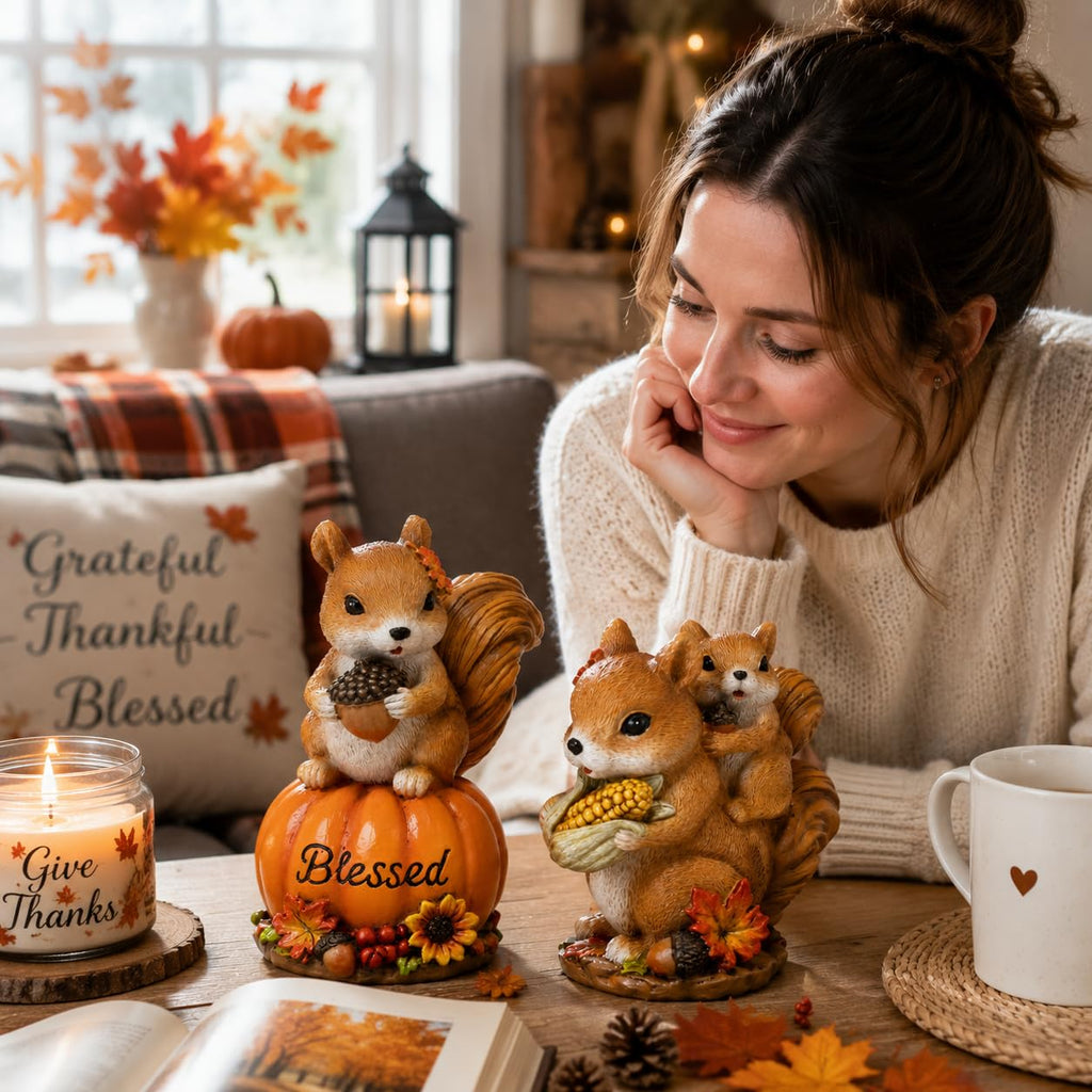 Fall Squirrel Decor, 2-Piece Resin Thanksgiving Figurine Set