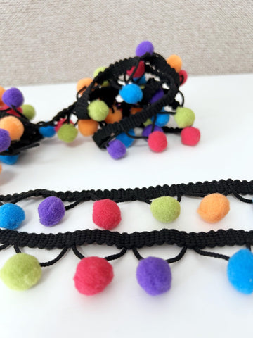 M Decorative Pom Pom Ball Fringe Trim Ribbon Party Decor Clothes Costume DIY Crafts Sewing - 5 Yards 18m