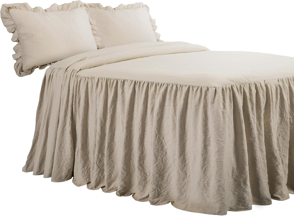 Ruffle Skirt Bedspread Set - 3-Piece Luxurious Farmhouse Bedding - Elegant Ruffle Detail - Timeless Style - Soft