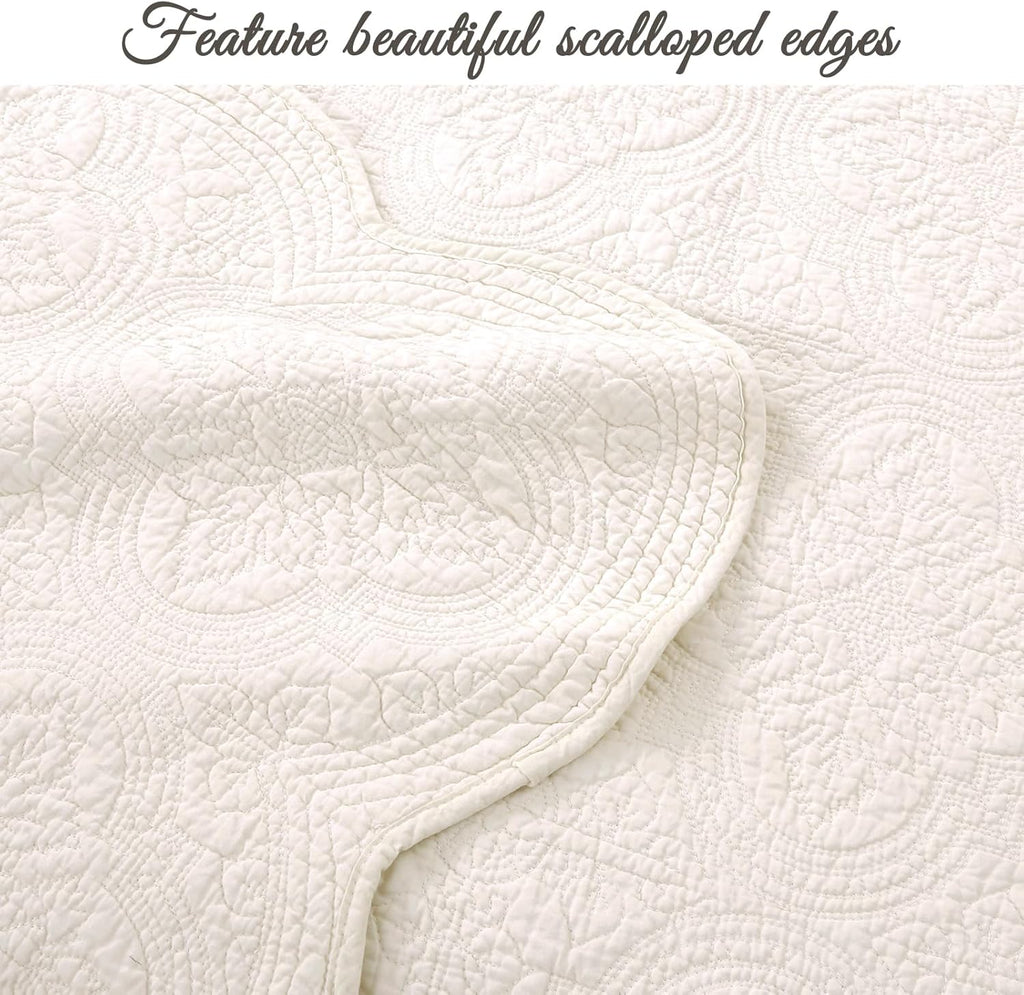 100% Cotton Medallion Off White Matelasse Embossed Bedding Quilt Set, Reversible Lightweight Bedspread, Coverlet for All Season (Blantyre - Ivory, Queen - 3 piece)