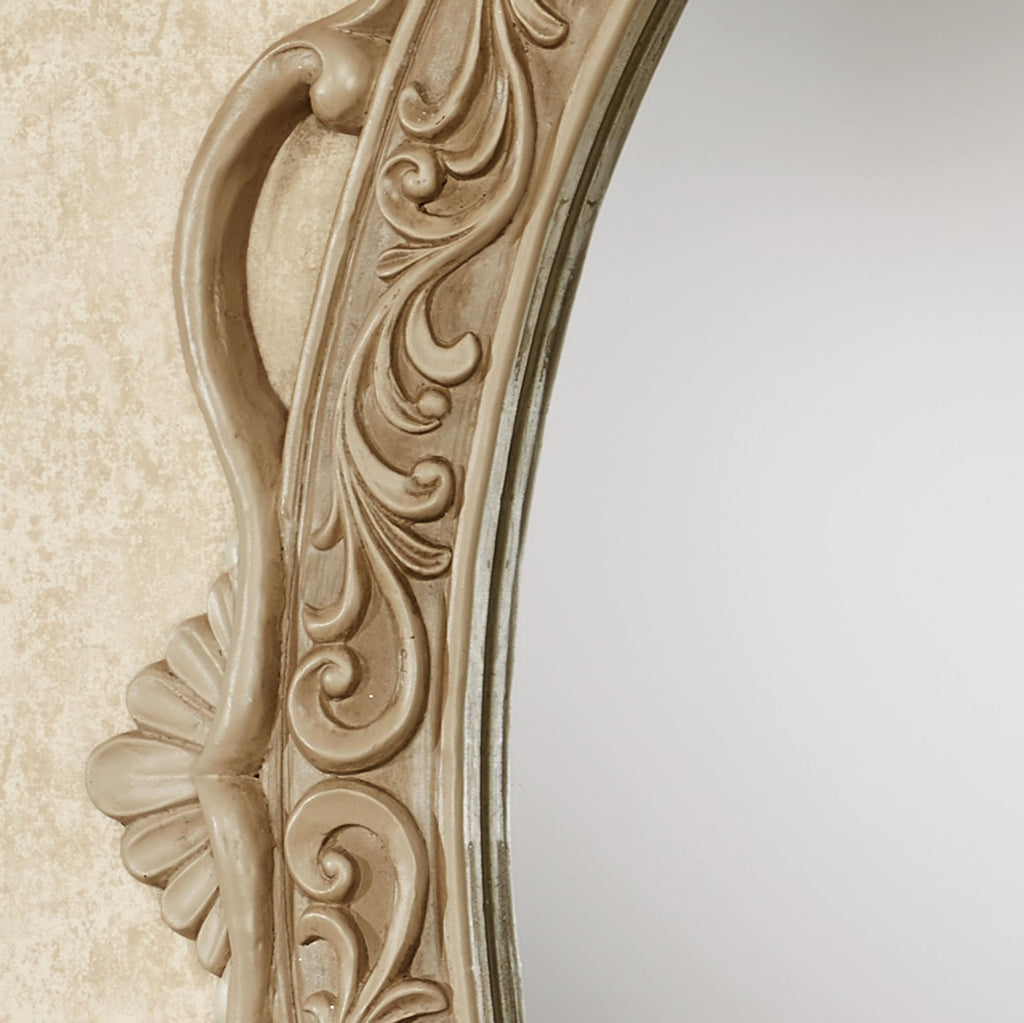 Abriella Traditional Oval Wall Mirror 29 by 22 Inches | Victorian Style Decor
