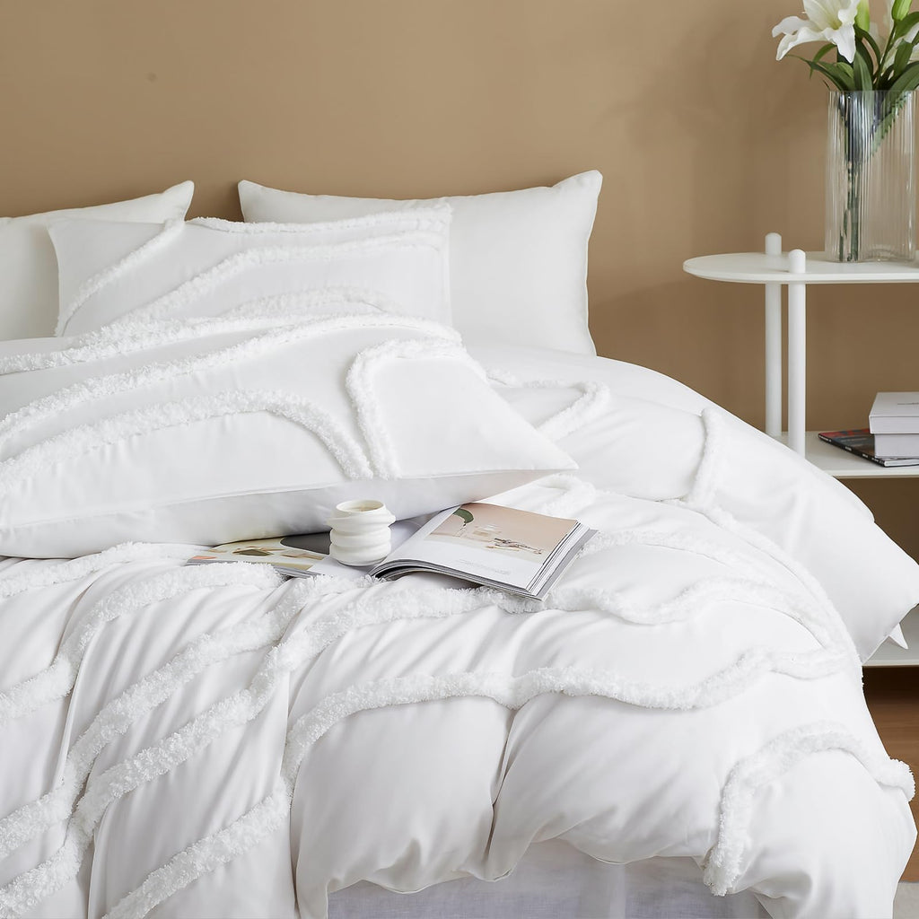 King Size Comforter Set;Beige Comforter Boho Tufted Lightweight Bedding Sets 3PCS Soft Jacquard with 2 Pillow Cases