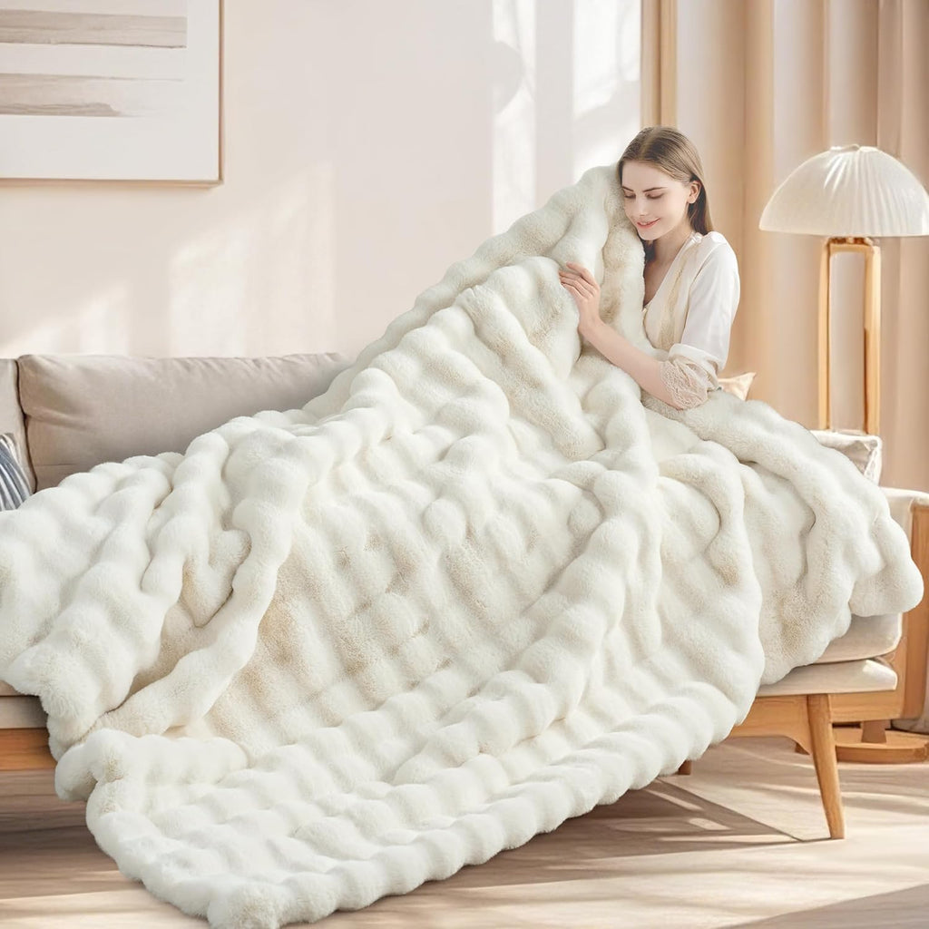 Luxury 1000GSM Faux Rabbit Fur Throw Blanket, Super Heavy Warm Cozy Blankets, Bubble Plush Fuzzy Elegant Soft Mink