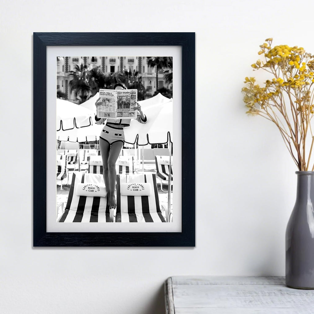 Framed Black and White Summer Wall Art Woman Reading Newspaper Beach Canvas Print Artwork Black and White Luxury