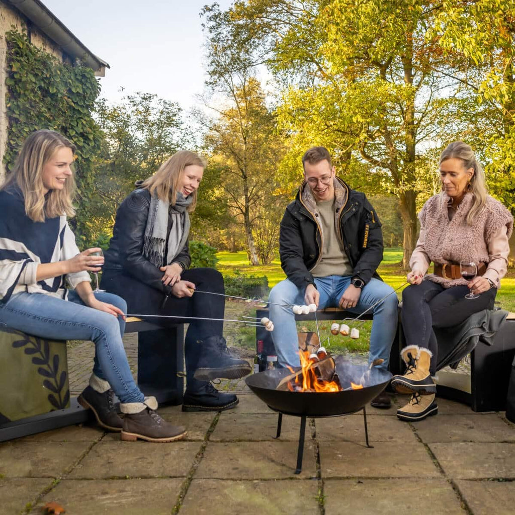 Design Series Fire Bowl with Legs, Black Medium