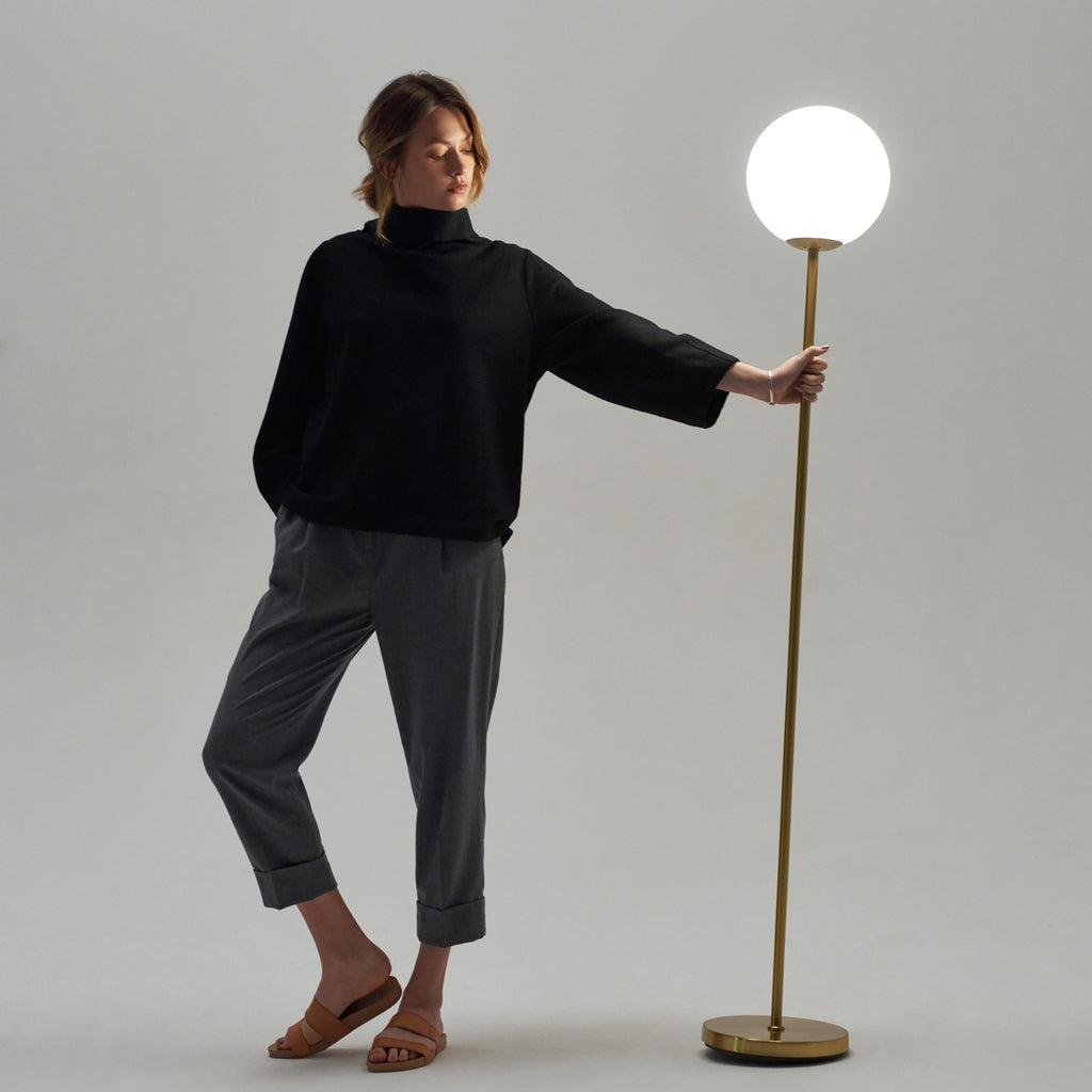Luna LED Floor lamp, Modern Lamp s & Offices, Great Living Room Décor, Tall Lamp with Frosted Glass Globe, Mid