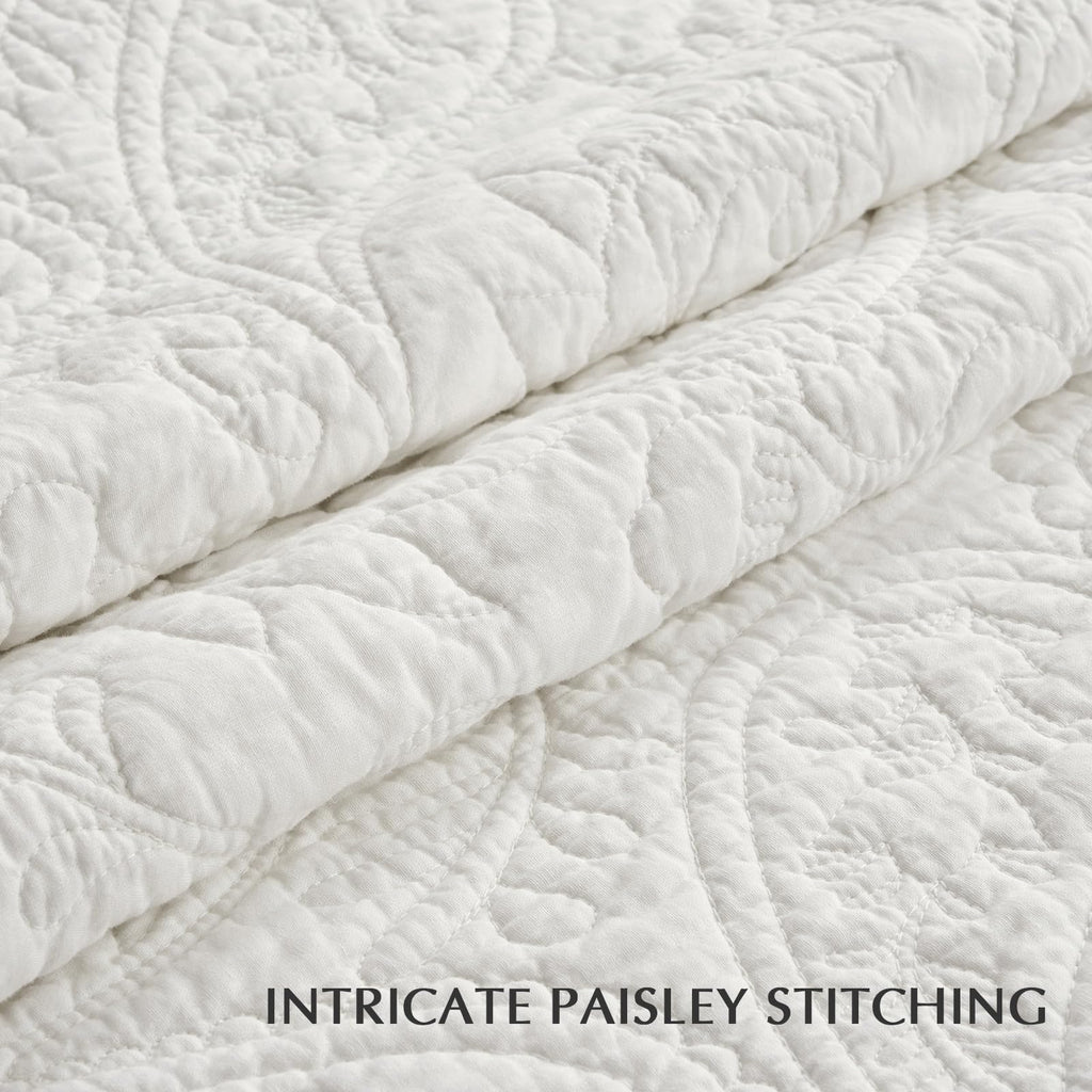 100% Cotton Paisley Quilt Set, Bright White