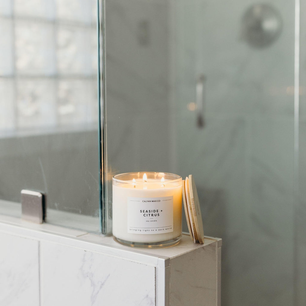 Seaside & 3 Wick Scented Candle - 43 Hour Burn
