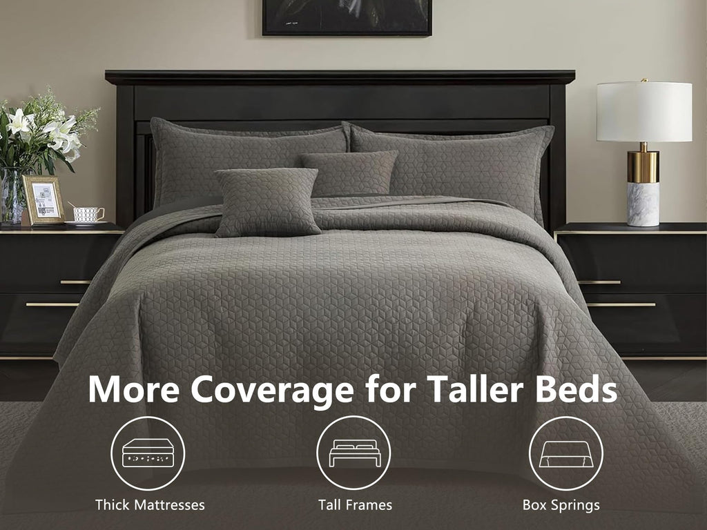 Oversized King Bedspreads 128x120, Geometric Diamond, Brown