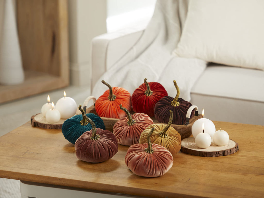 Brown Small Velvet Pumpkin (Brown)